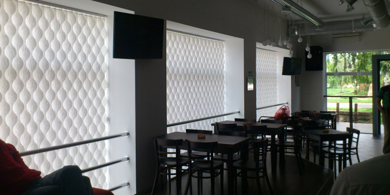 Wenus-Midi-white-poliester